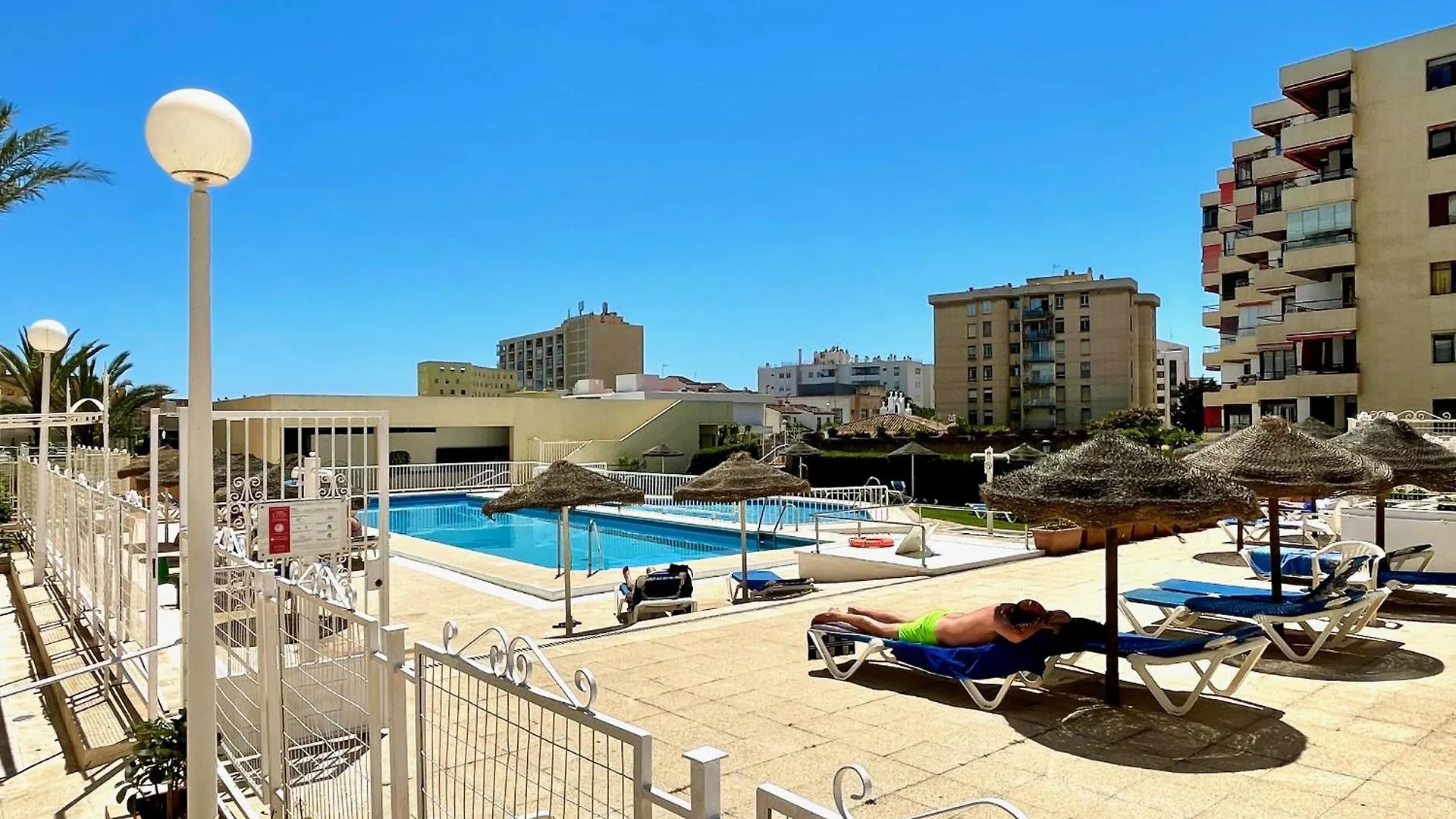 Apartament Exquisite Central 2 Bedroom Apt, Pool, Views Torremolinos