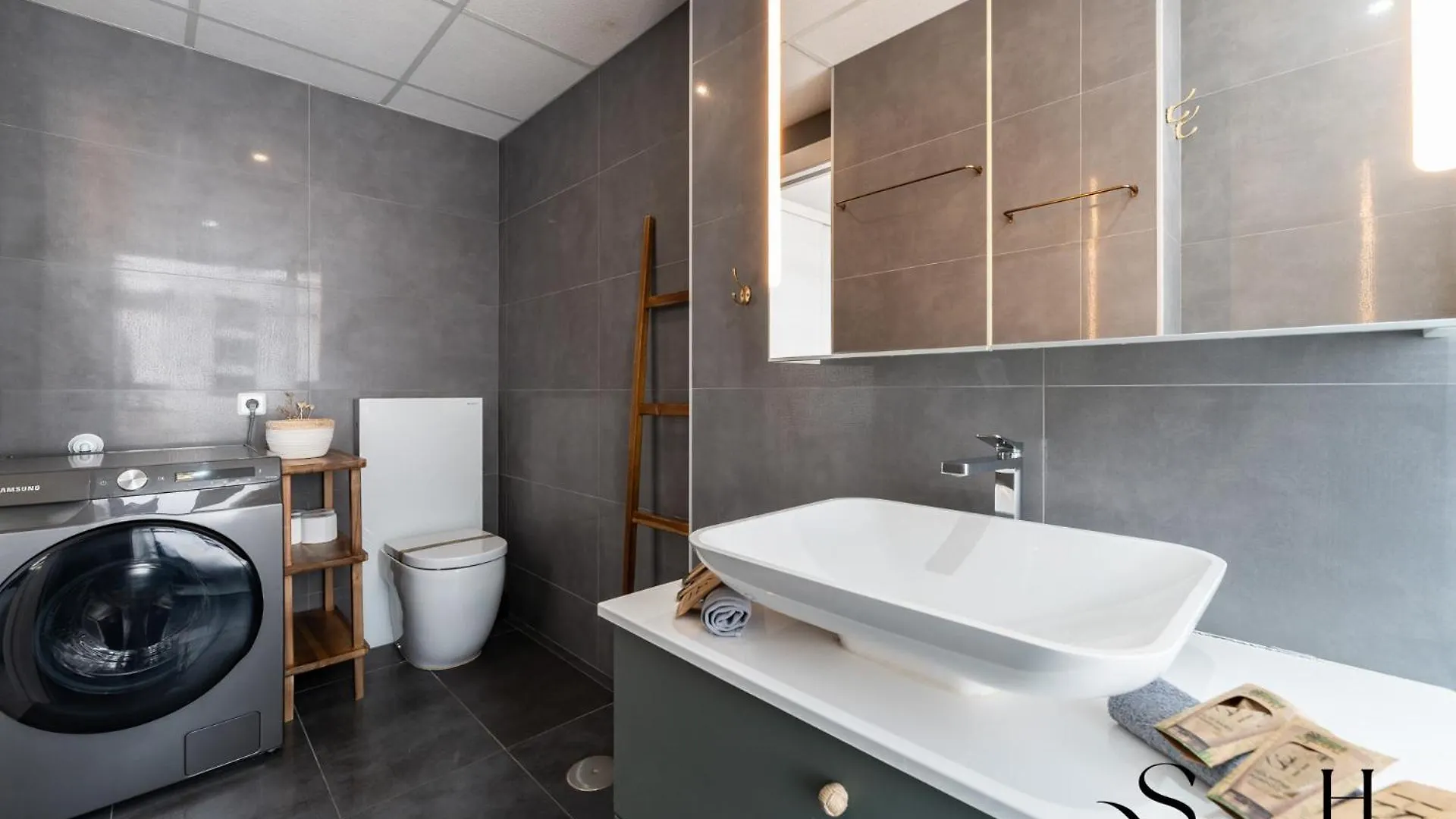 Apartament Exquisite Central 2 Bedroom Apt, Pool, Views Torremolinos