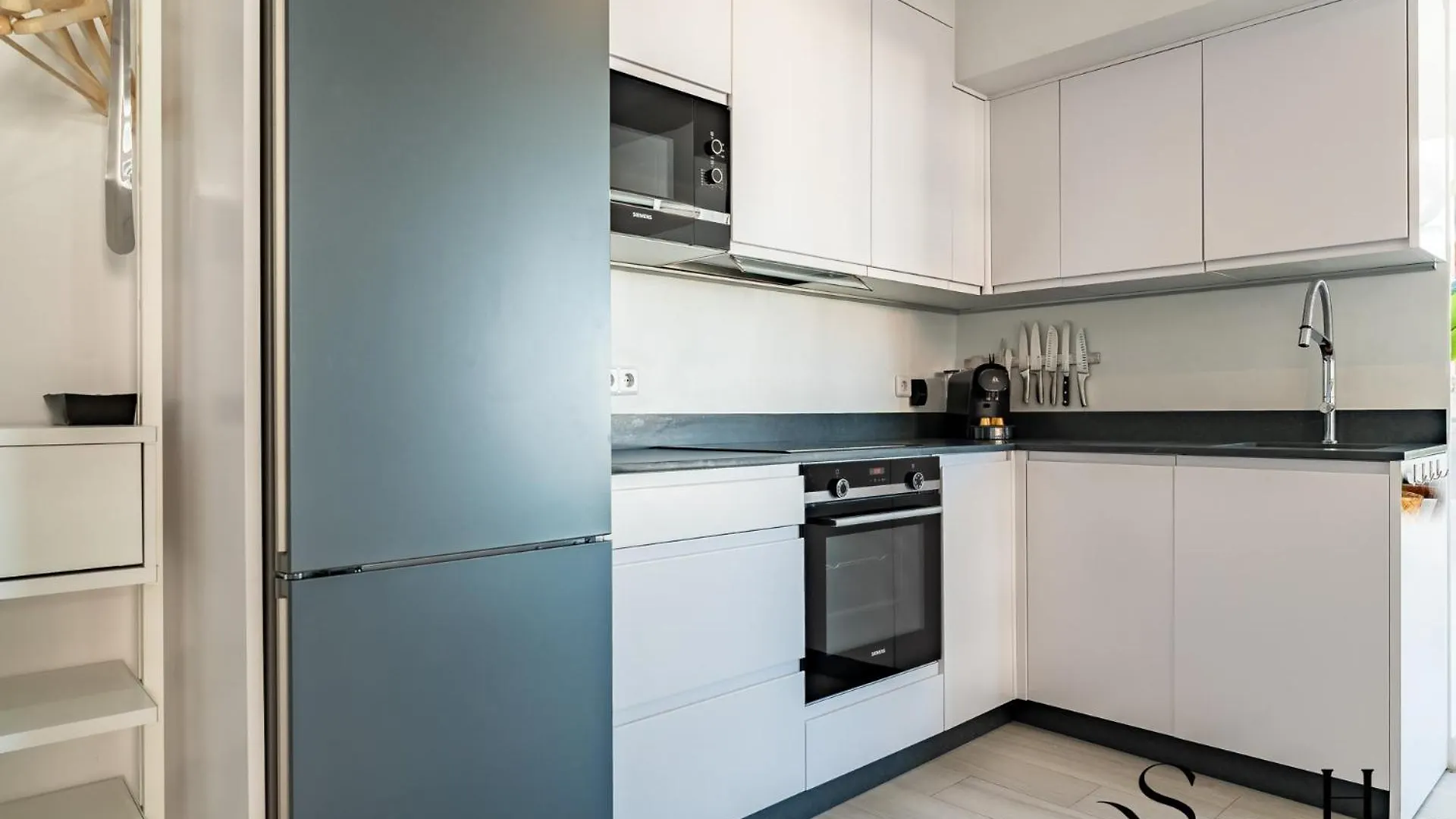 Daire Exquisite Central 2 Bedroom Apt, Pool, Views Torremolinos İspanya
